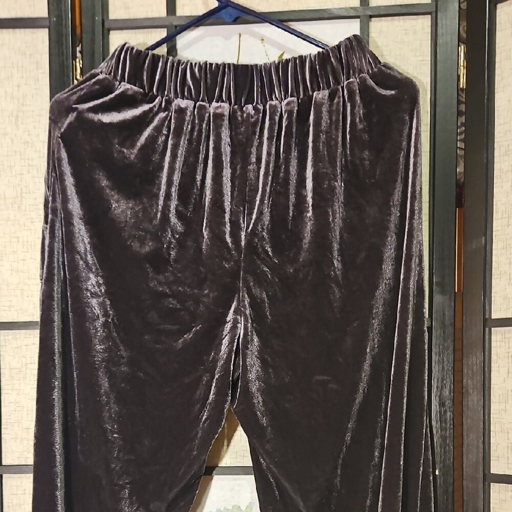 SHEIN Dark Gray Velvet Joggers - Picture 4 of 5
